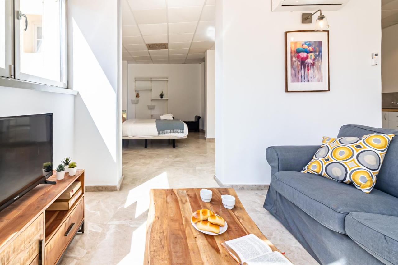 Saenz Suites Gallery By Bossh! Apartments Málaga Kültér fotó