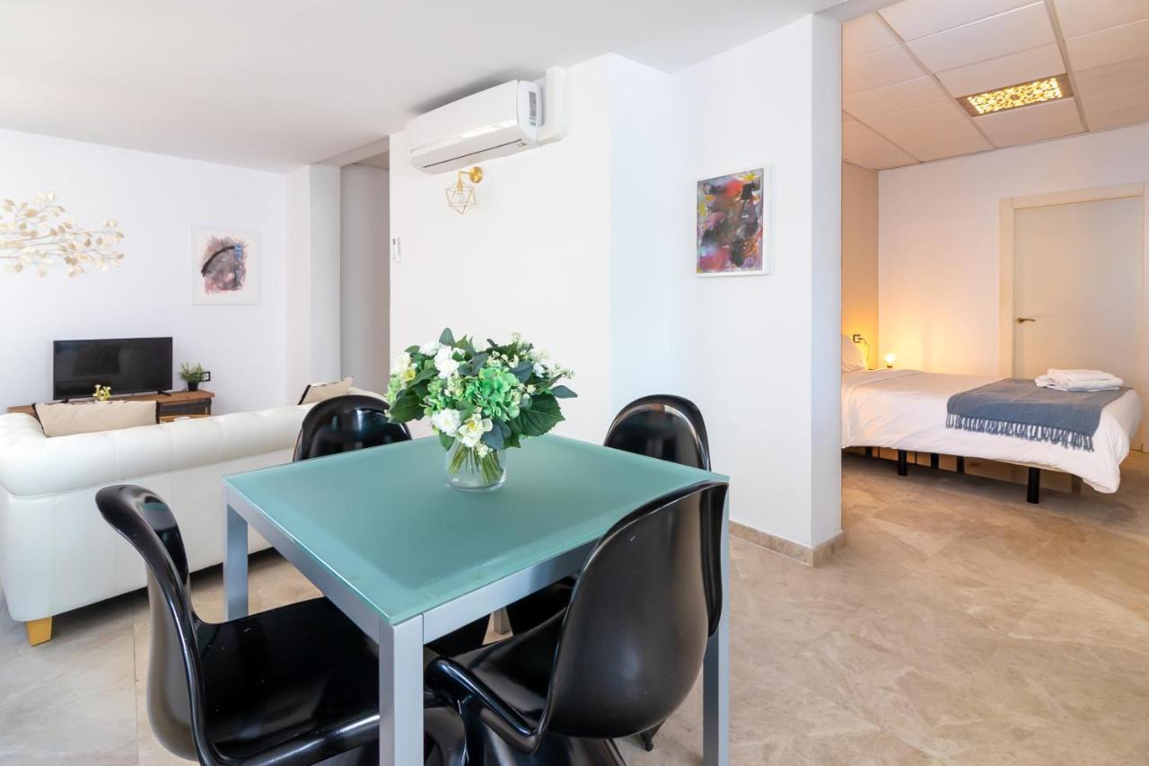 Saenz Suites Gallery By Bossh! Apartments Málaga Kültér fotó